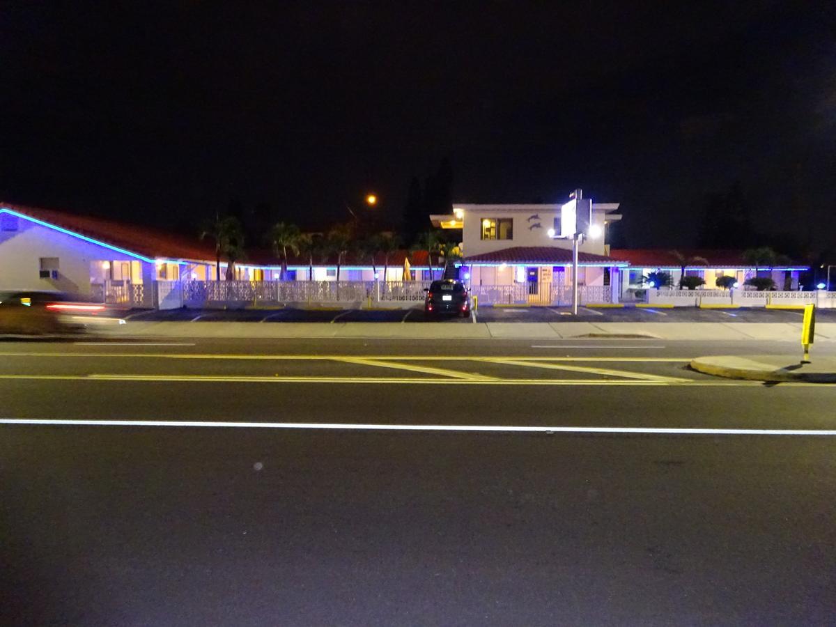 Ebb Tide Motel St. Pete Beach Exterior foto